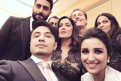 Snapshot: Akshay, Parineeti's 'fan' moment with Salma Hayek, Matthew McConaughey