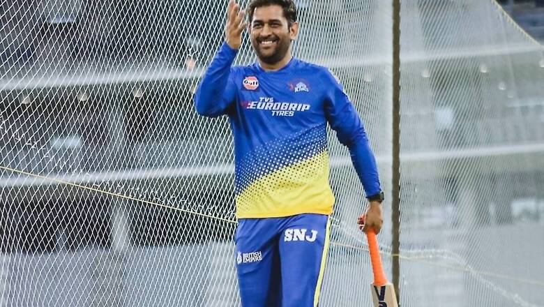 Watch: Fans Turn up in Huge Numbers For CSK Training Session at Chepauk