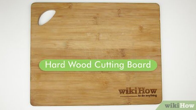 How to Clean Wooden Cutting Boards