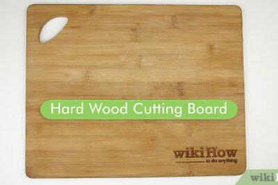 How to Clean Wooden Cutting Boards