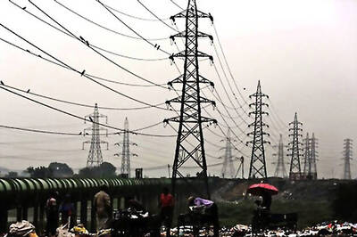Delhi: HC notice to govt, BSES on power bills