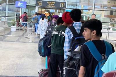 Some 500 International Students in Limbo After Canadian College Revokes Acceptance Letters