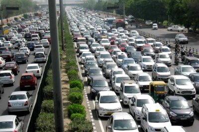 Bus Crew and Toll Staff Clash on Highway Near Chennai, Leads to Three-hour Traffic Jam