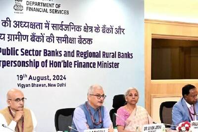 Make Concerted Efforts to Garner Deposits Through Special Drives: FM Nirmala Sitharaman to Govt Banks