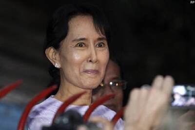 Suu Kyi urges freedom of speech in Myanmar