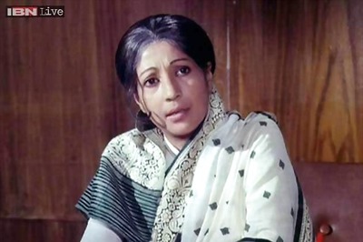 Veteran actress Suchitra Sen on ventilator support, but stable