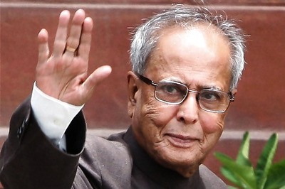 TMC accuses Pranab of trying to split the party