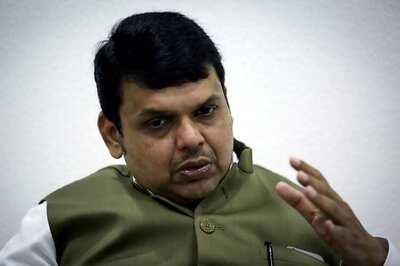 Fadnavis Woos North Indians Ahead of High-stakes BMC Polls
