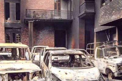 Special Flight to Bring Back Maha Students Stuck in Manipur: CM Shinde; 14 Shifted to Shiv Sena Office