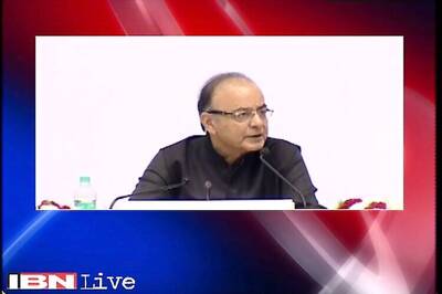 Government in discussions with opposition to pass GST Bill in a special Parliament session: Arun Jaitley
