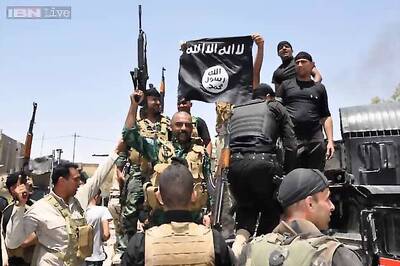 Islamic State aims to eradicate Iraq minorities: Rights groups