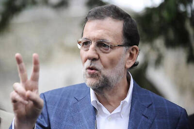 Teen punches Spanish PM in face, breaks his glasses