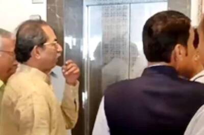 'Secret Meeting' Inside Lift? Uddhav-Fadnavis Chance Encounter at Maharashtra Assembly Raises Eyebrows