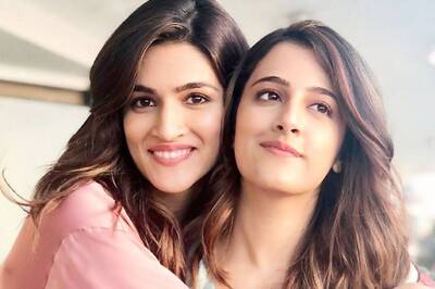 Kriti Sanon Reveals Nupur Sanon Gets 'Annoyed' While Working With Her, Says 'This National Award Winner...'