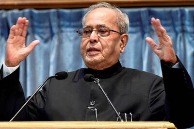 Pranab's Visit to RSS Headquarters Comes as BJP Tries to Gain Foothold in Bengal