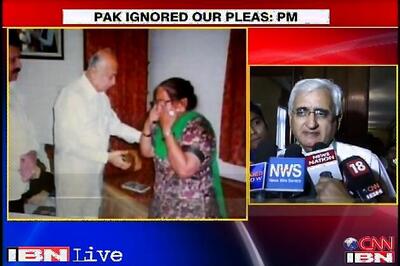 Extremely anguished by Sarabjit's death: Khurshid