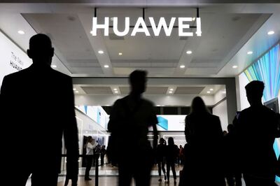 Huawei Overtakes Samsung as World's Biggest Smartphone Maker Amid Sanctions and Controversies