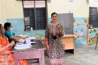 Tamil Nadu Urban Local Body Polls: Aishwarya Rajesh's Simple Look Impresses Netizens