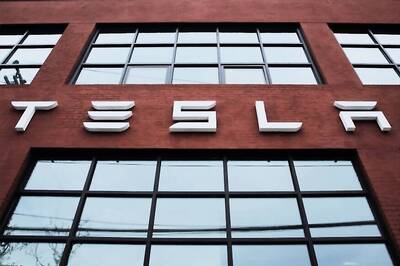 Tesla Motors Discloses $1.1 Billion in Third-Quarter Cash Needs