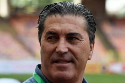 Nigerian Fans to Decide if National Football Coach Jose Peseiro Should Keep The Job
