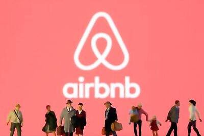 Airbnb's quarterly revenue slumps; 2020 IPO plans still on - Bloomberg News