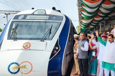 Hubballi-Dharwad Vande Bharat Completes One Year, Earns Rs 28 crore Revenue in 1st Year