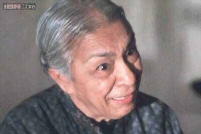 'Zohra Sehgal loved getting manicures': Twitterati remembers and pays a tribute to  Bollywood's 'laadli'