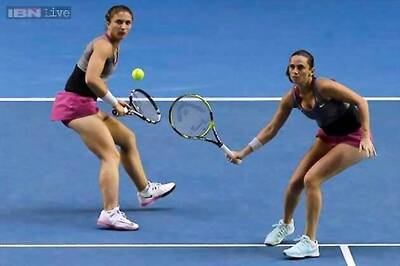 Top seeds Errani, Vinci win Australian Open doubles title