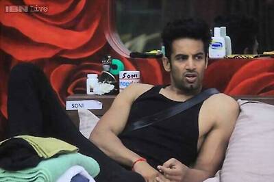 Bigg Boss 8: Upen Patel leaves the house in mid-week eviction