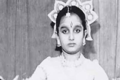 Can You Identify This Bollywood Actress From Her Childhood Photo? You Have 5 Minutes