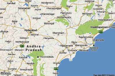Cong MLA, YSR Congress MLAs 'resign' for united Andhra Pradesh