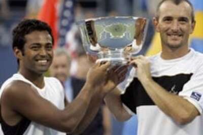 Paes-Damm book final place at Qatar