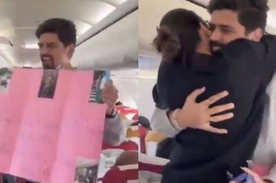 ‘Love is in the Air’: Man Boards Same Flight as Fiancée to Surprise Her With Cute Proposal
