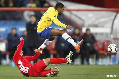 Brazil earn hard-fought 2-1 win