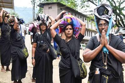 SC Sets 10-day Deadline to Wrap Up Hearing Review Petitions Against Entry of Women in Sabarimala