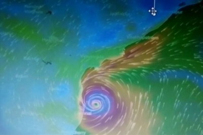 Cyclone Vardah: Andhra Pradesh on High Alert; Over 9,400 Evacuated