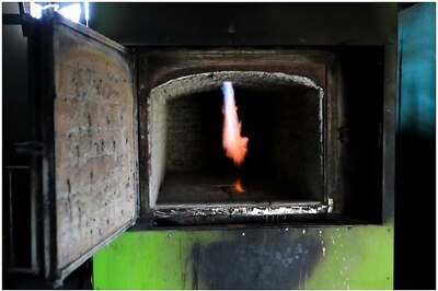 Farewell in a Pandemic: HC Permits Pune Man to Travel to Assam, Attend Father's Last Rites Amid Lockdown