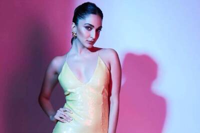 Kiara Advani Is Too Hot to Handle in Sexy Yellow Gown With Thigh High Slit; See Pics