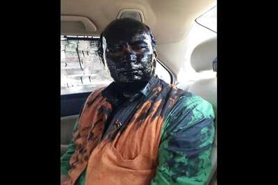 Shiv Sena activists allegedly throw black paint on Sudheendra Kulkarni for organising ex-Pak minister Kasuri's book launch