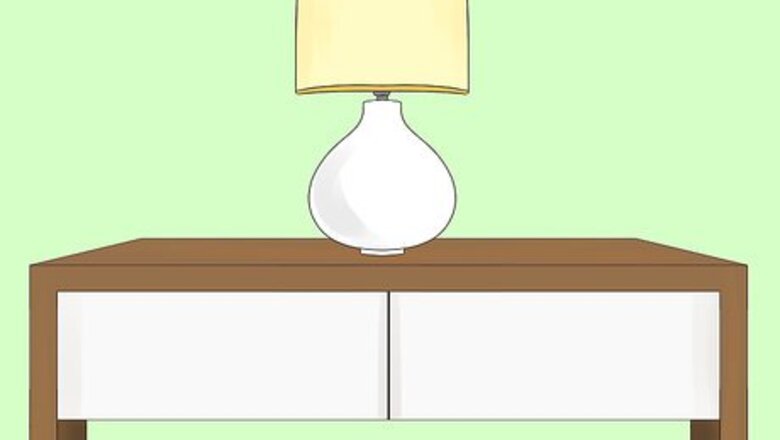 How to Decorate an Entry Table