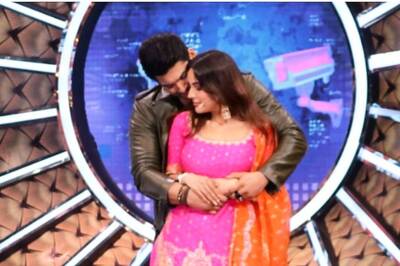 Bigg Boss OTT: Shehnaaz Gill Insists Sidharth Shukla is Best Friend Who Takes Care of Her in Mumbai