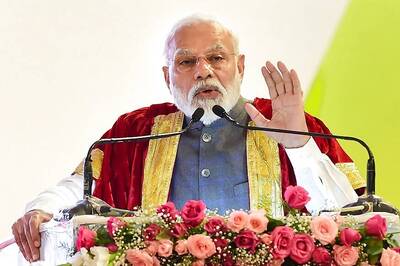 'This Sunday, Thinking of Giving up My Social Media Accounts': PM Sparks Speculation With Cryptic Tweet