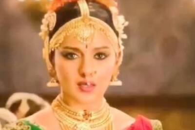 Kangana Ranaut Remembers J Jayalalithaa as Thalaivii Turns 1; Shares Pic From Film