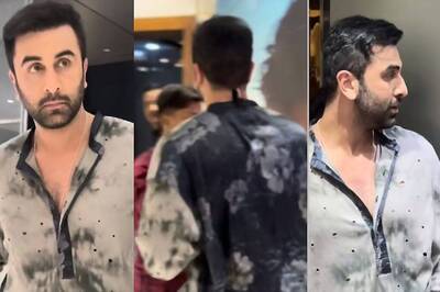Ranbir Kapoor Playfully Drags Paparazzo With Him Into Elevator, Says 'Main Le ke Ja Raha Hu'; Watch
