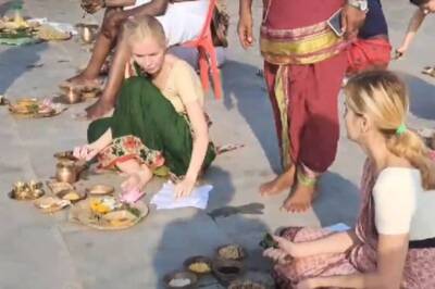 International Pilgrims Perform Pind Dan at Gaya Pitru Paksha Mela, Not The First Time for Some