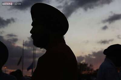 20 held as Sikh protest at Indian mission in UK turns violent