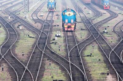 Indian Railways to Run Festival Special Trains Between Maharashtra, Gujarat, Goa and Uttar Pradesh; Check Details