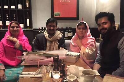 Photo of the day: Jackky Bhagnani meets his 'hero' Malala Yousafzai in London