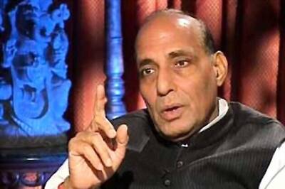 Rajnath Singh visits Muzaffarnagar, demands CBI probe into riots