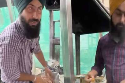 Viral Video: This Street Food Vendor Sells KFC-Style Fried Chicken Only For Rs 10